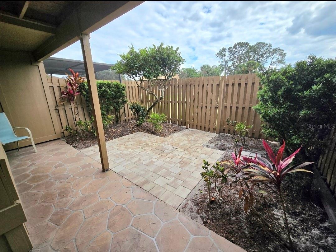 GREENWOOD LAKES UNIT 8 - Residential Lease