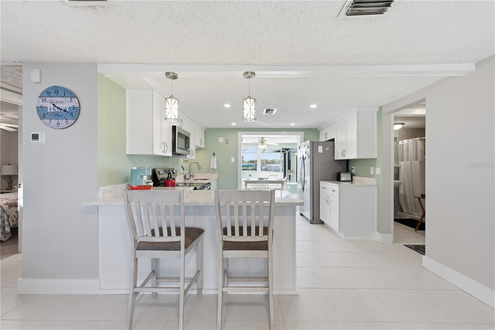 LEISURE BEACH - Residential