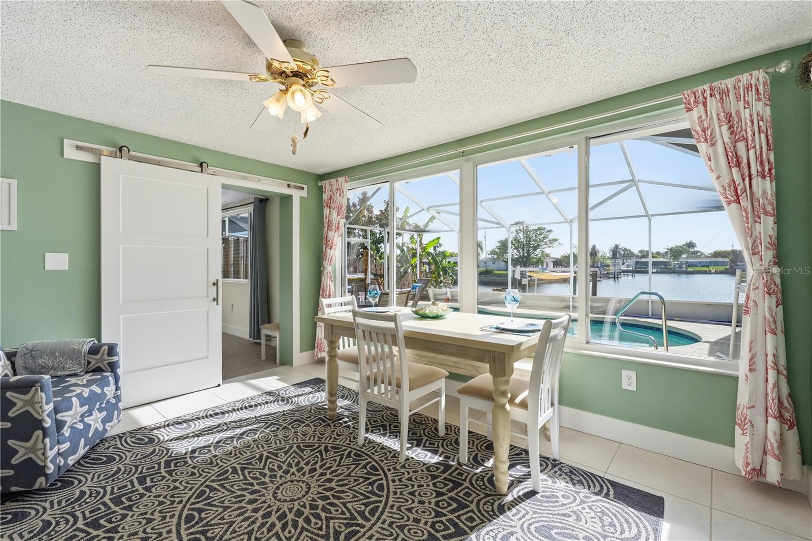 LEISURE BEACH - Residential