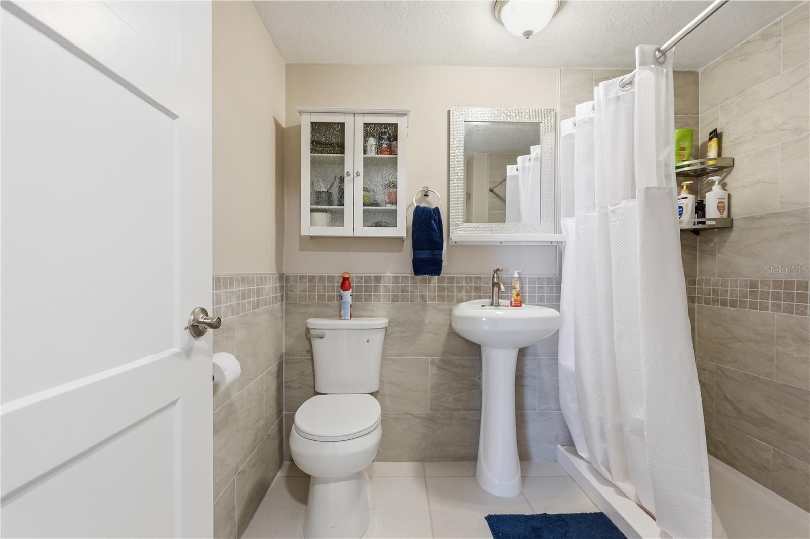 LEISURE BEACH - Residential