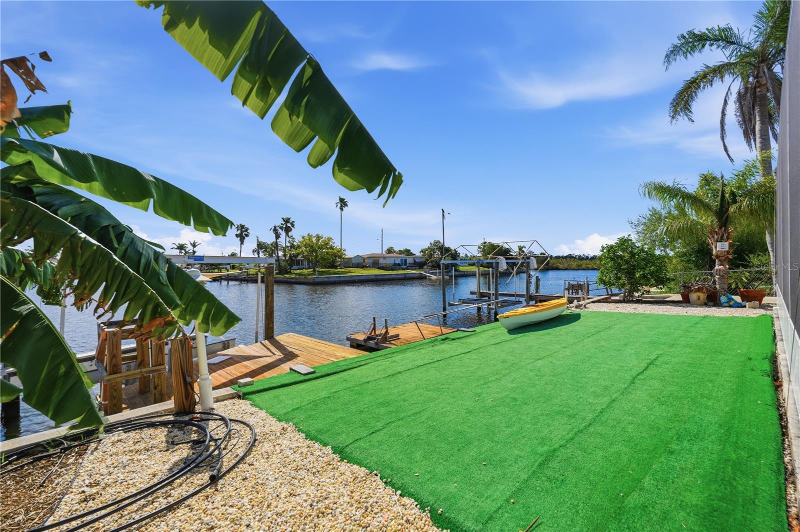 LEISURE BEACH - Residential