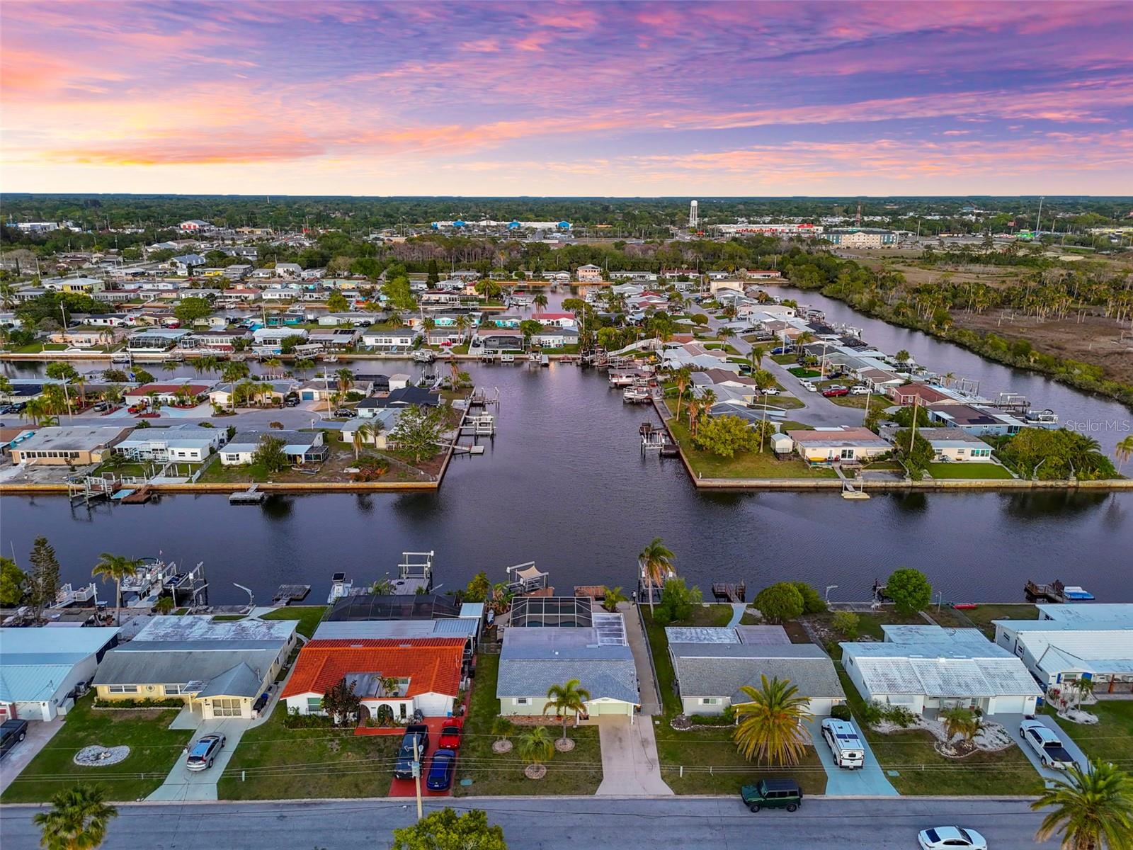 LEISURE BEACH - Residential