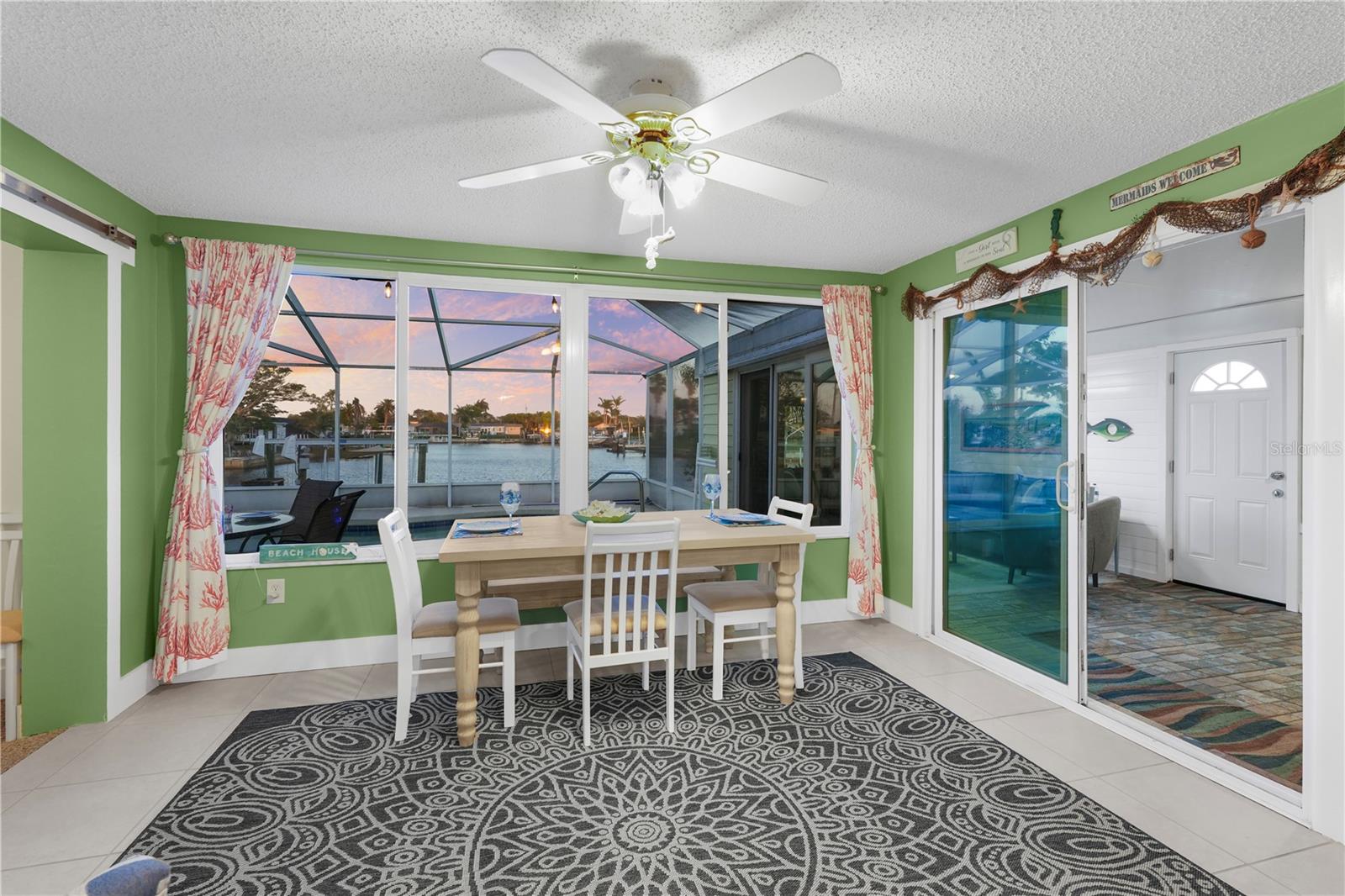 LEISURE BEACH - Residential