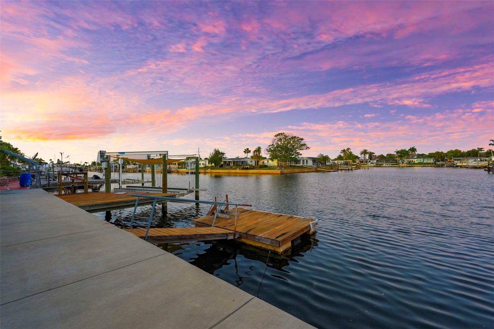 LEISURE BEACH - Residential