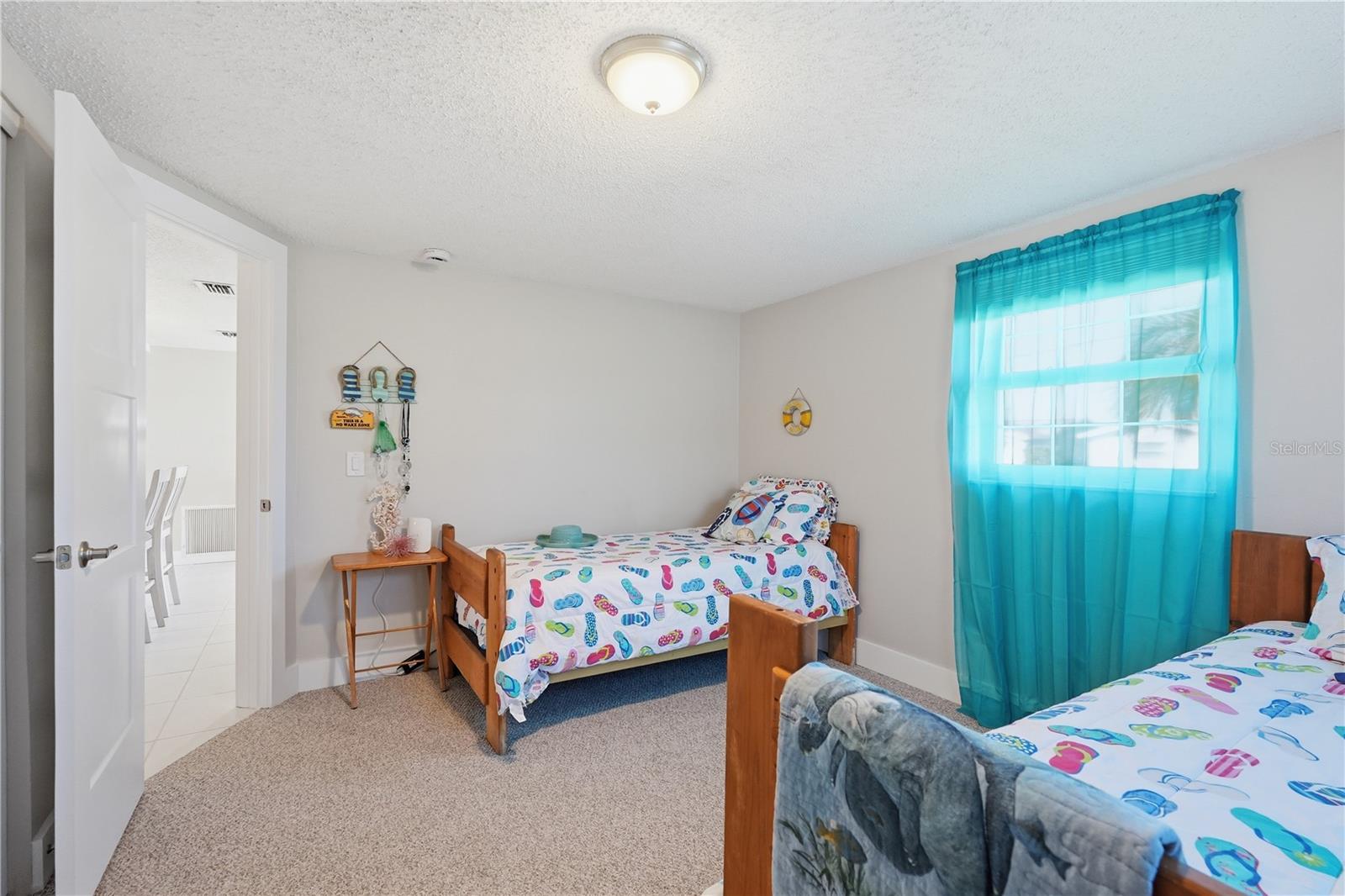 LEISURE BEACH - Residential