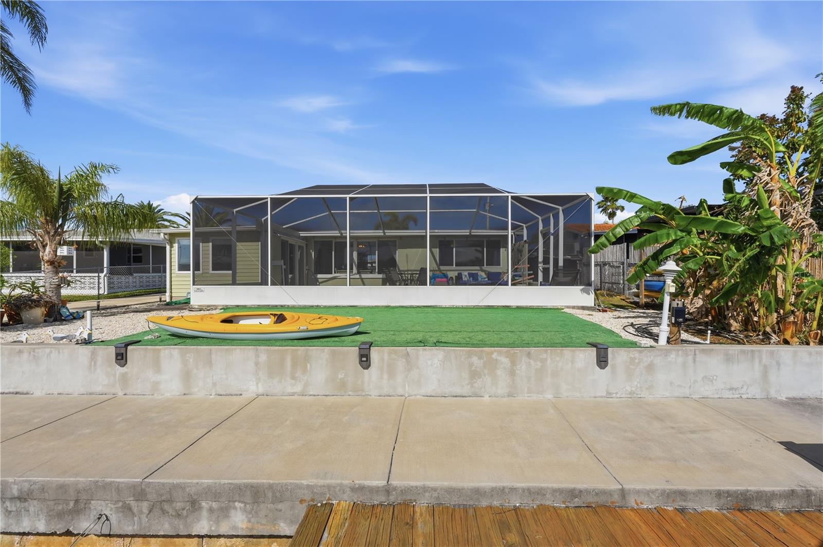 LEISURE BEACH - Residential