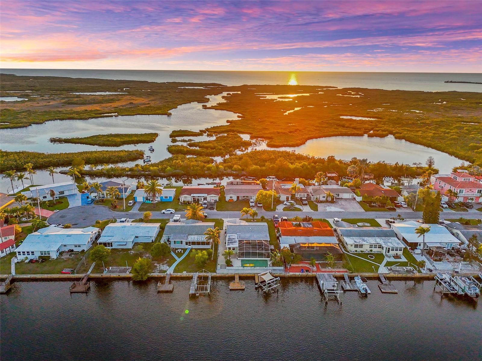 LEISURE BEACH - Residential
