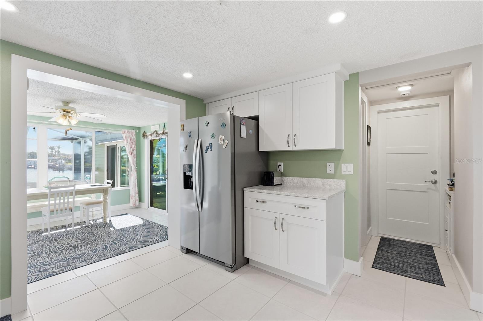 LEISURE BEACH - Residential