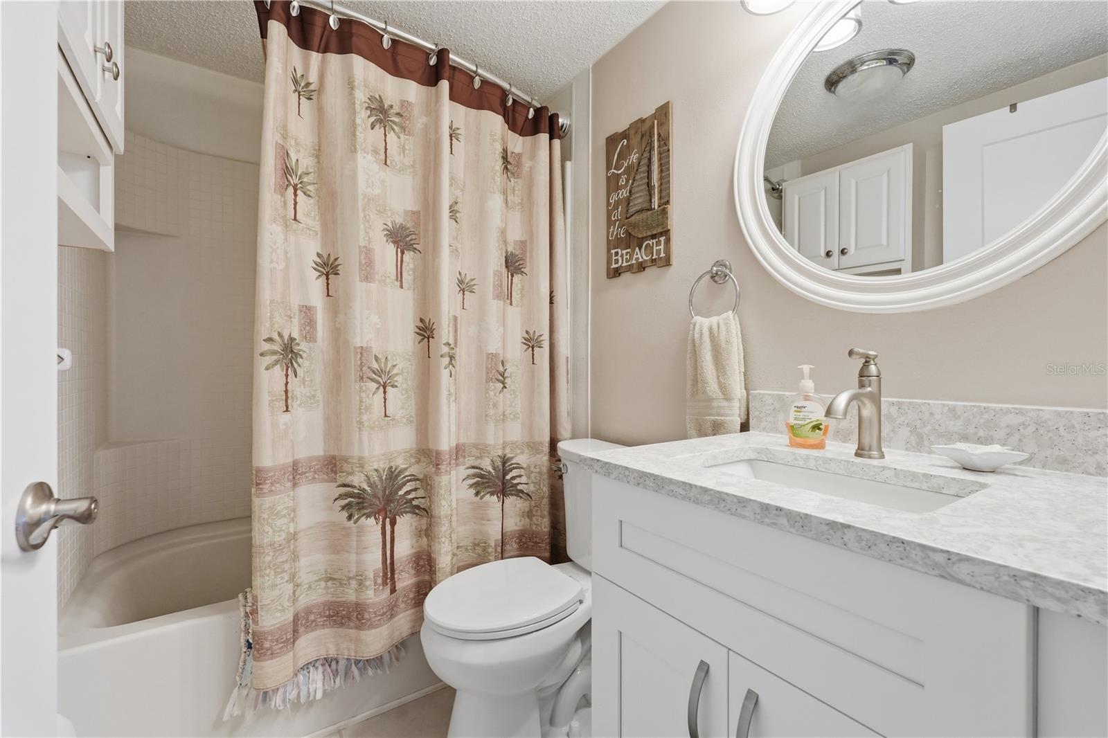 LEISURE BEACH - Residential