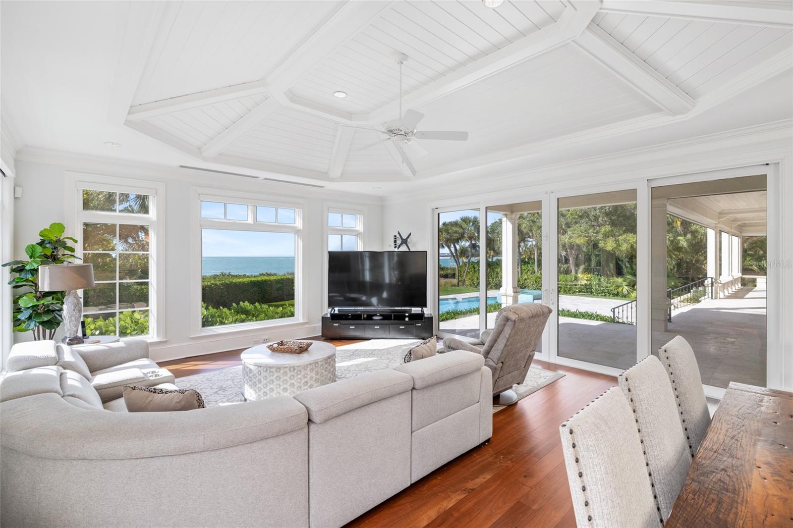 FIDDLER BAYOU - Residential