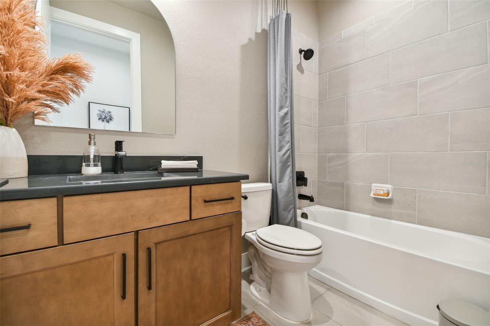 ISLES AT BAYVIEW PH I SUBPH A & B - Residential