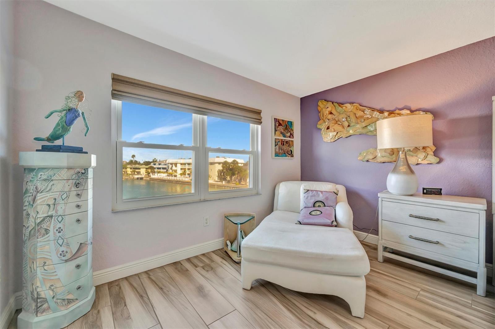 ISLAND TWNHMS TREASURE ISLAND - Residential