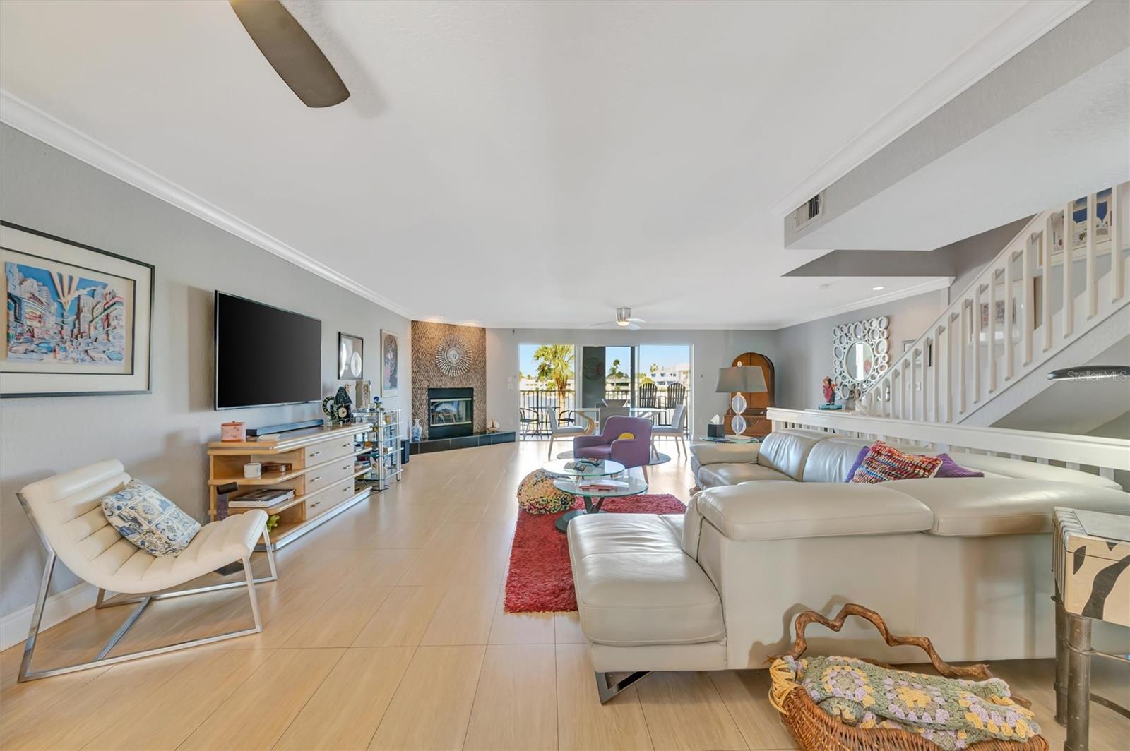 ISLAND TWNHMS TREASURE ISLAND - Residential