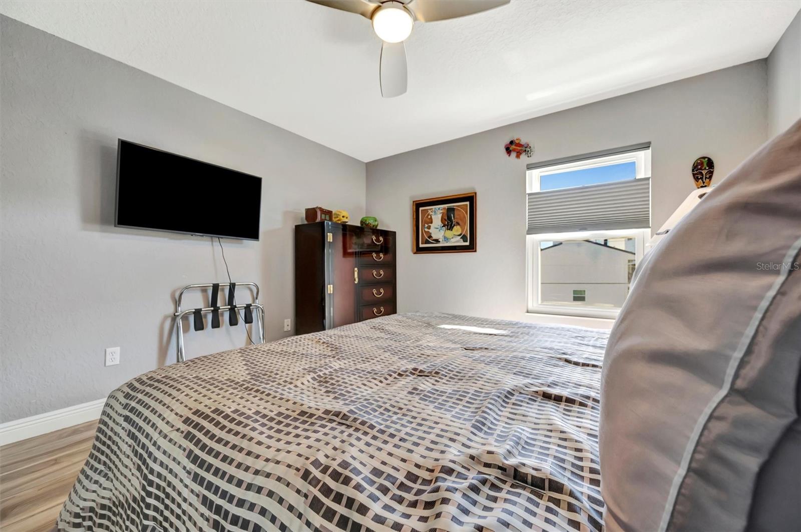 ISLAND TWNHMS TREASURE ISLAND - Residential