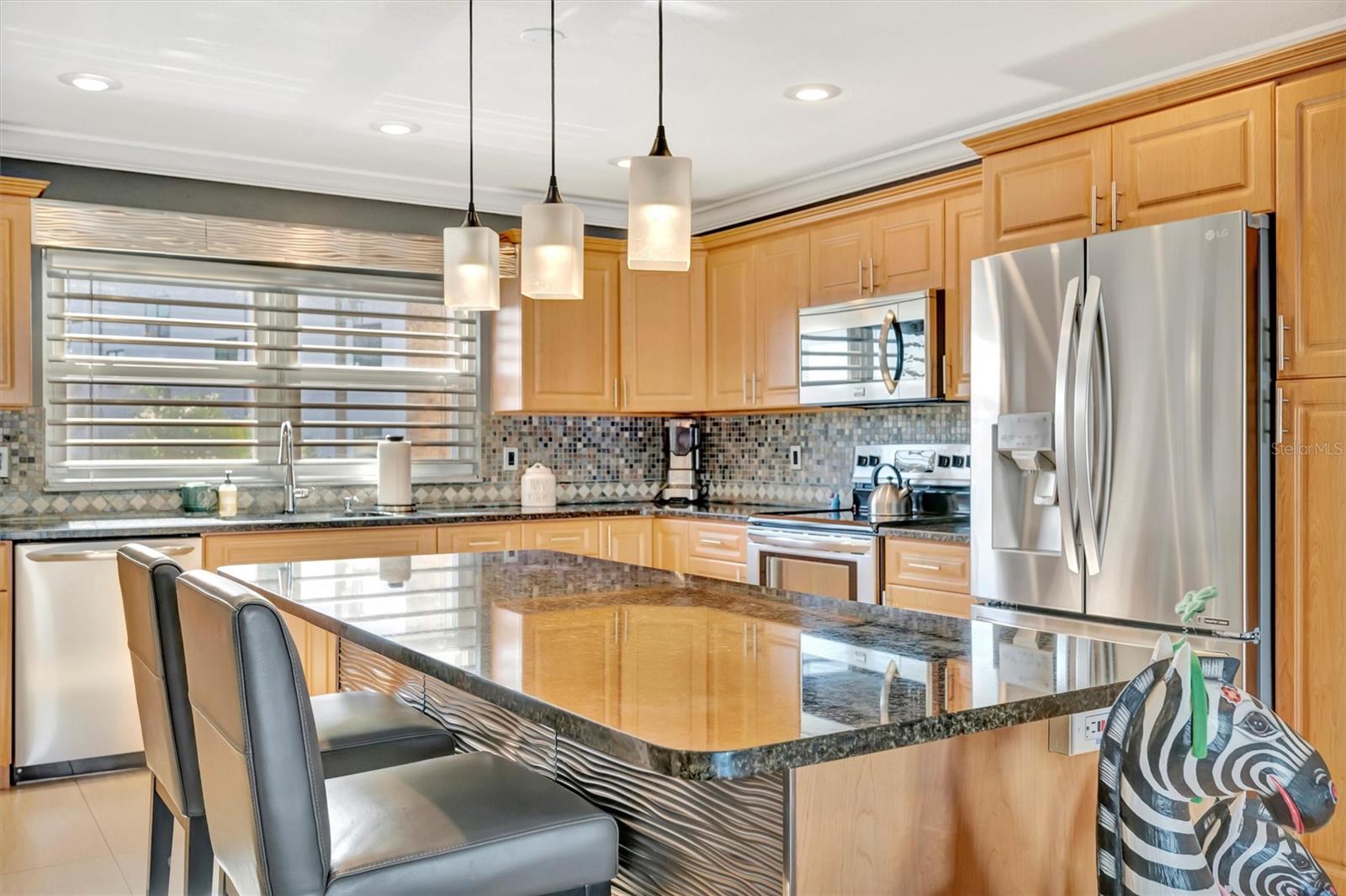 ISLAND TWNHMS TREASURE ISLAND - Residential