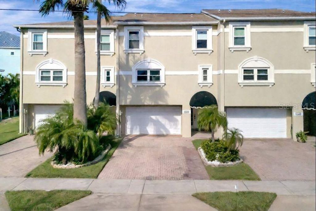Photo of 152 117th Avenue #2, St Petersburg, FL 33706 (MLS # TB8463902)