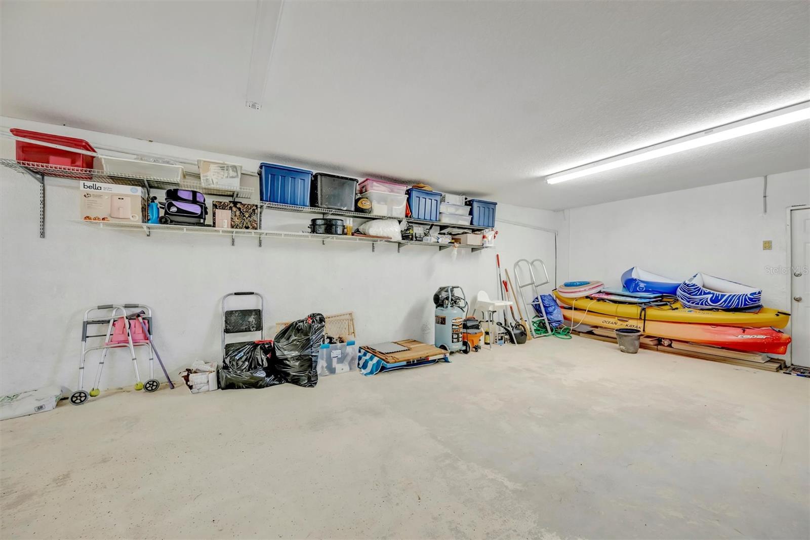 ISLAND TWNHMS TREASURE ISLAND - Residential