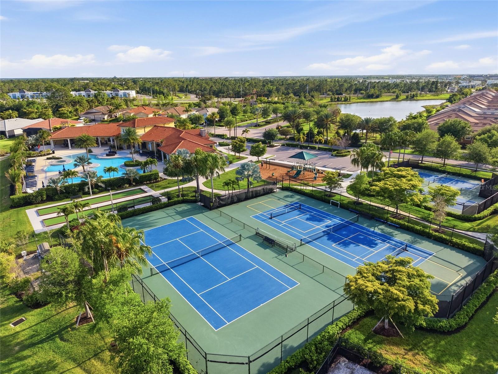 RENAISSANCE - Residential