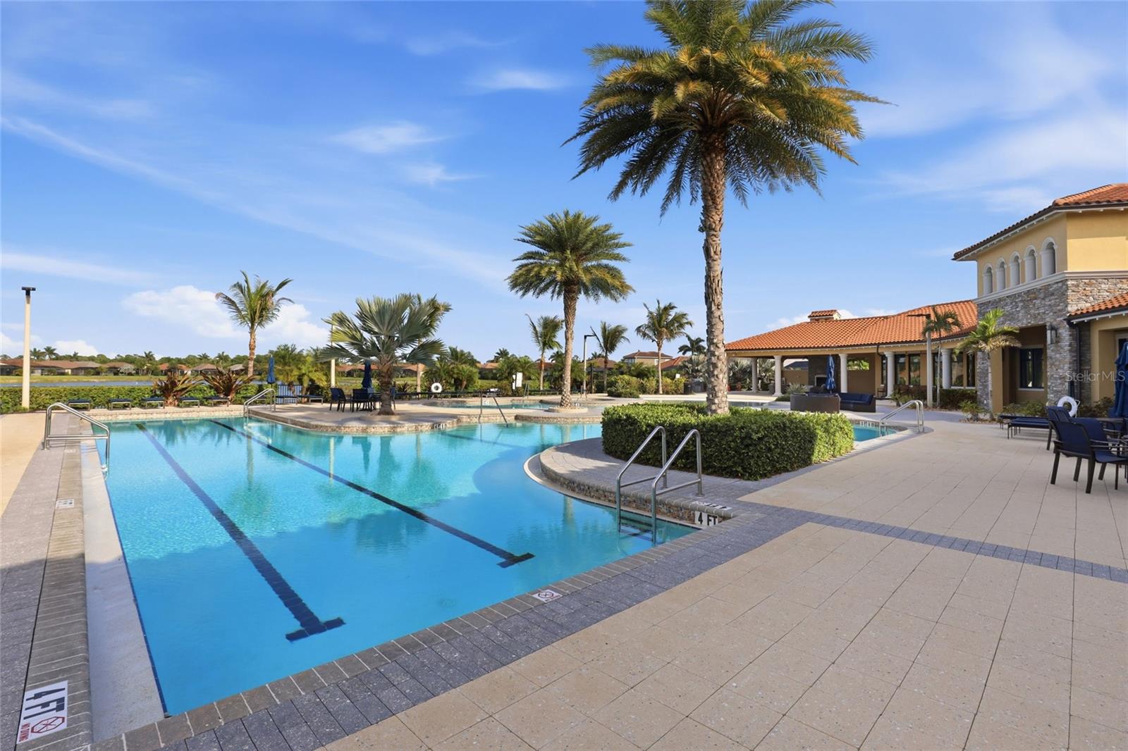 RENAISSANCE - Residential