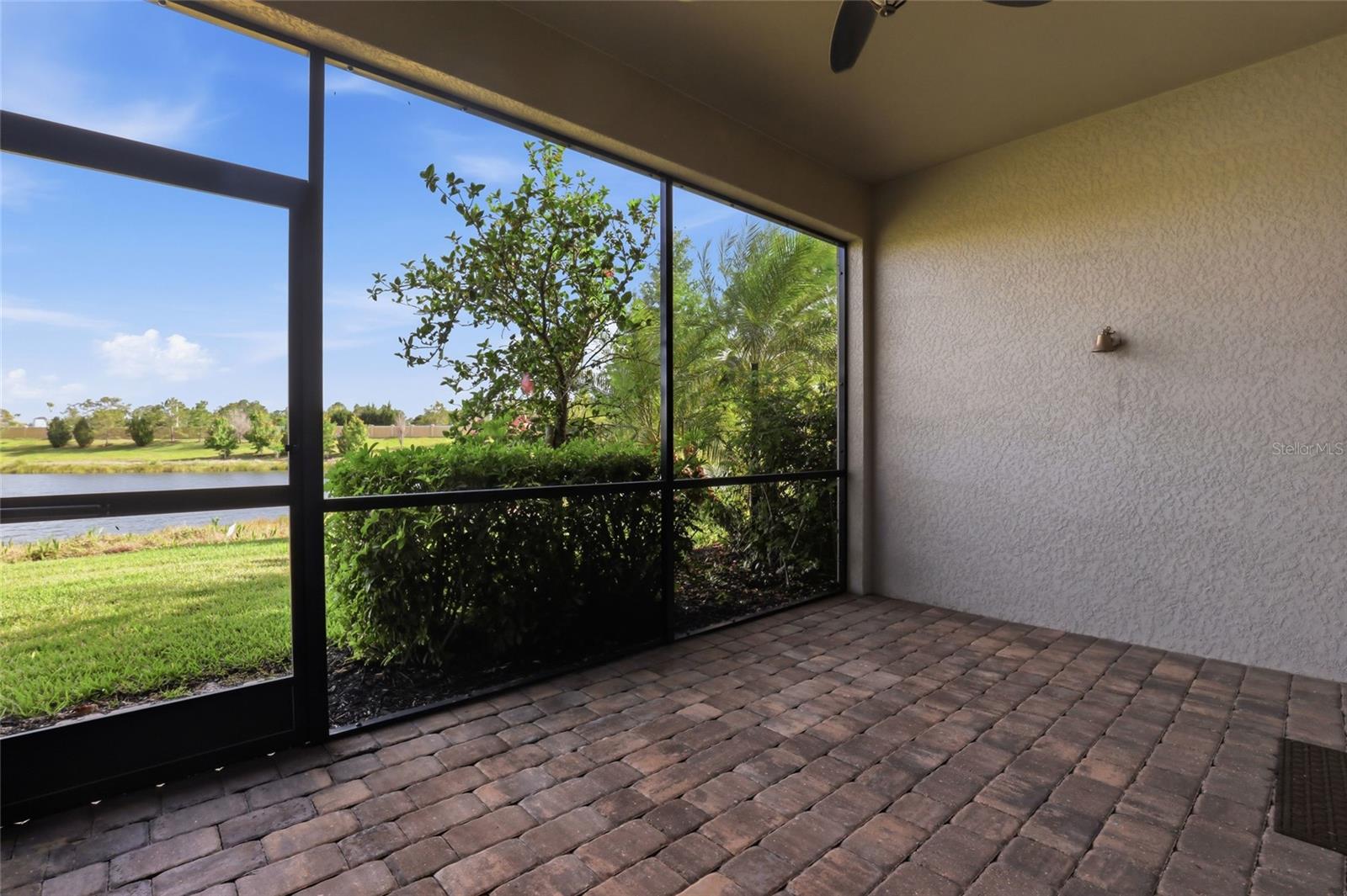 RENAISSANCE - Residential