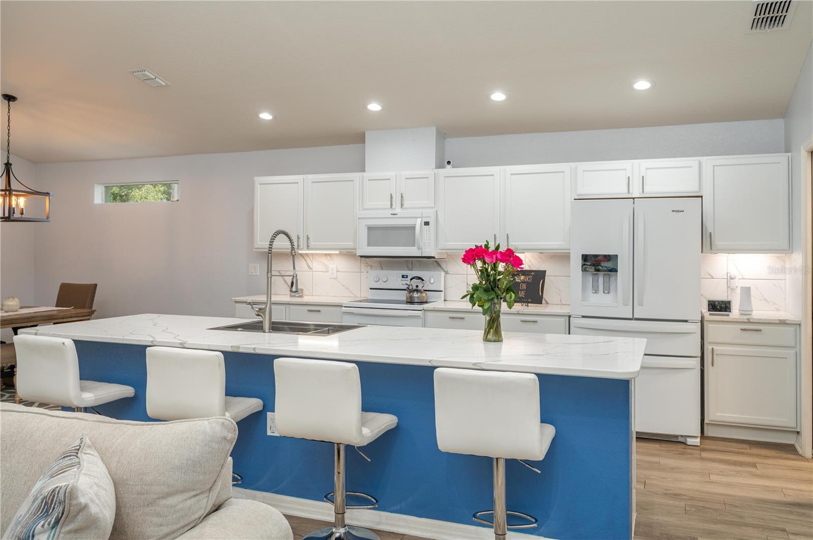 LAKES TR 04 - Residential Lease