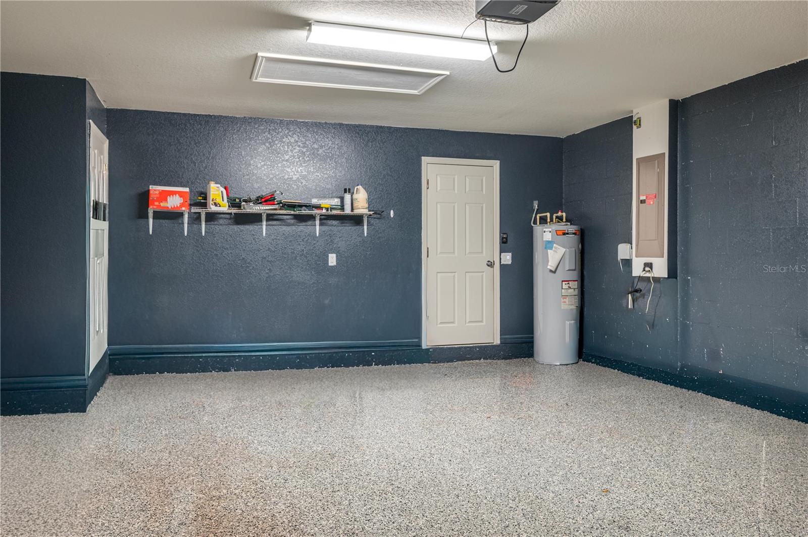 LAKES TR 04 - Residential Lease