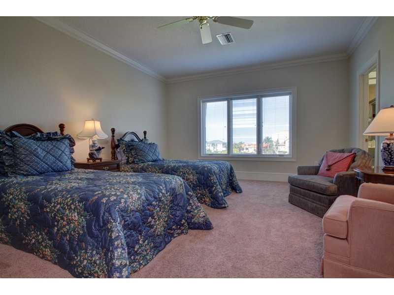 BAYWAY ISLES UNIT 2 REPLAT - Residential