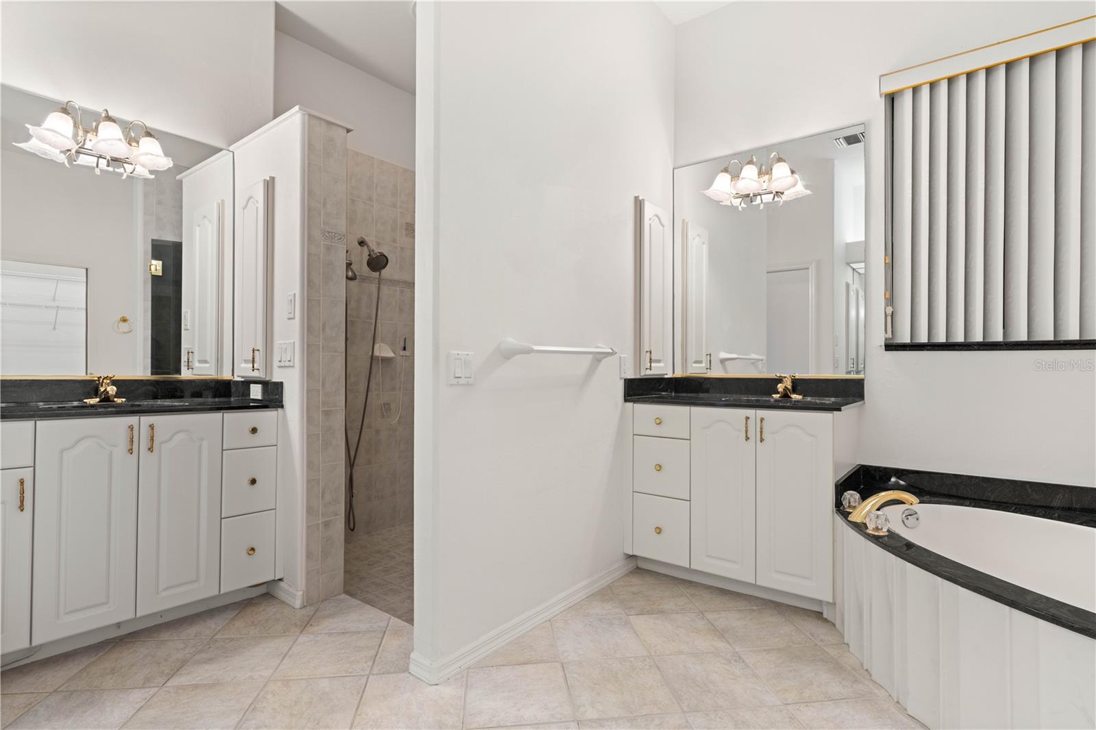 PUNTA GORDA ISLES SEC 12 - Residential
