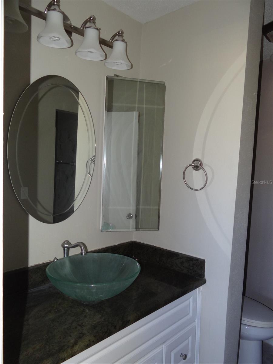 PARADISE SHORES - Residential Lease