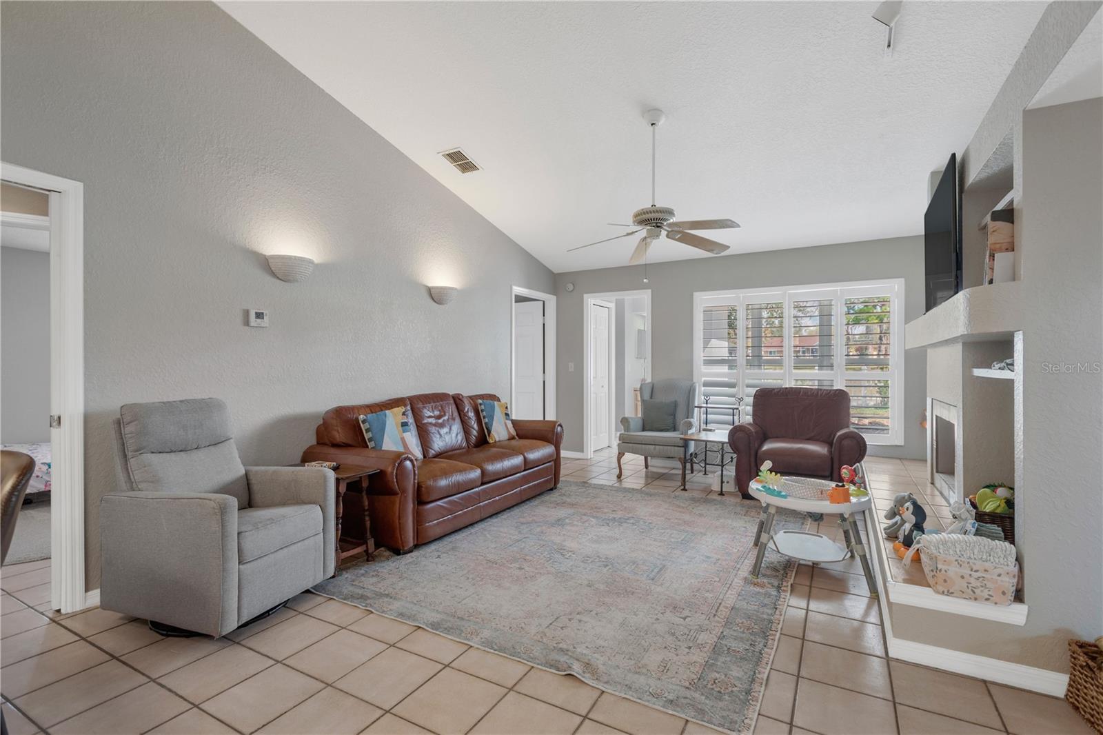 BUCKHORN SECOND ADD UNIT - Residential