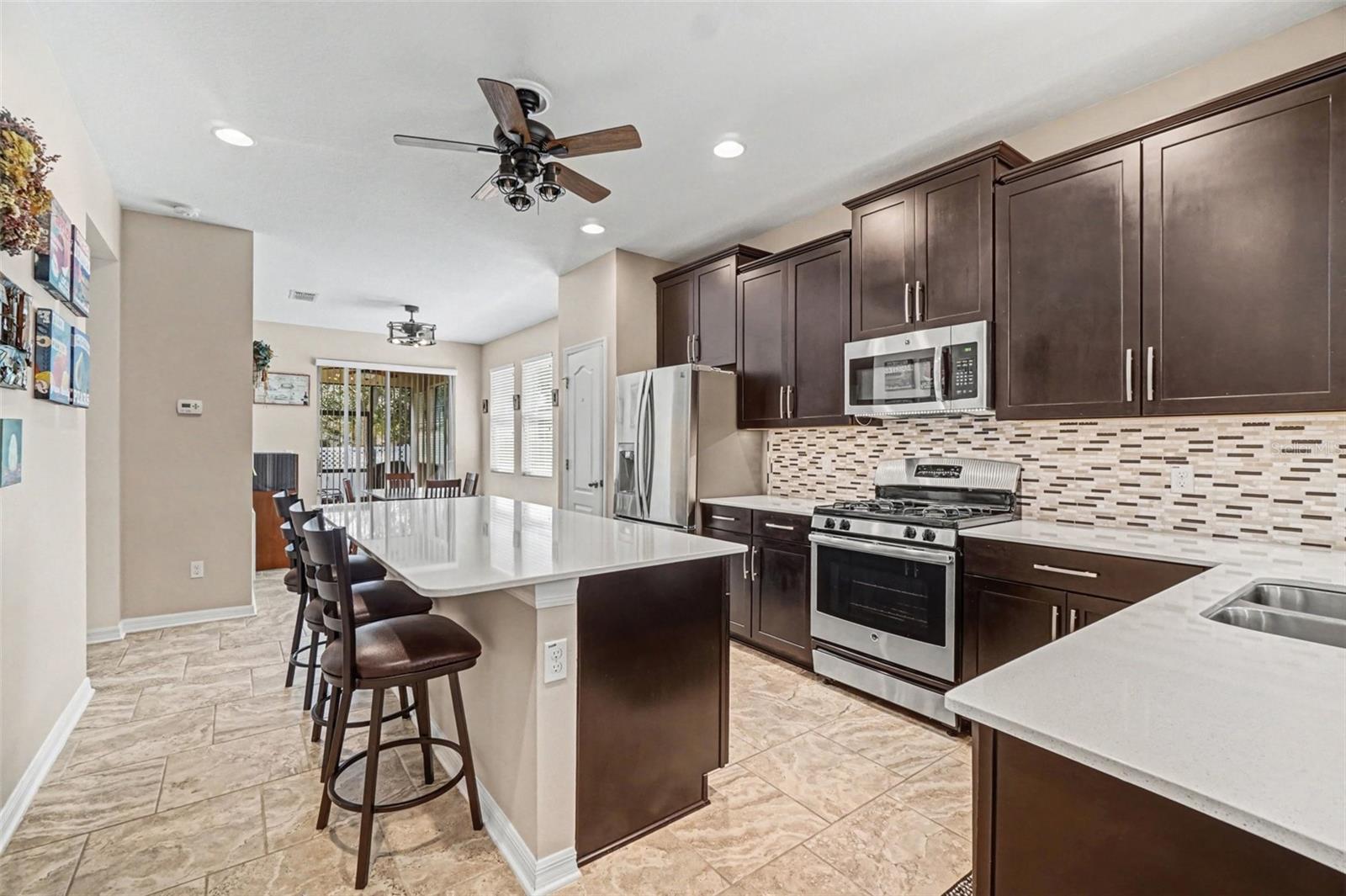 SUMMERLAKE - Residential