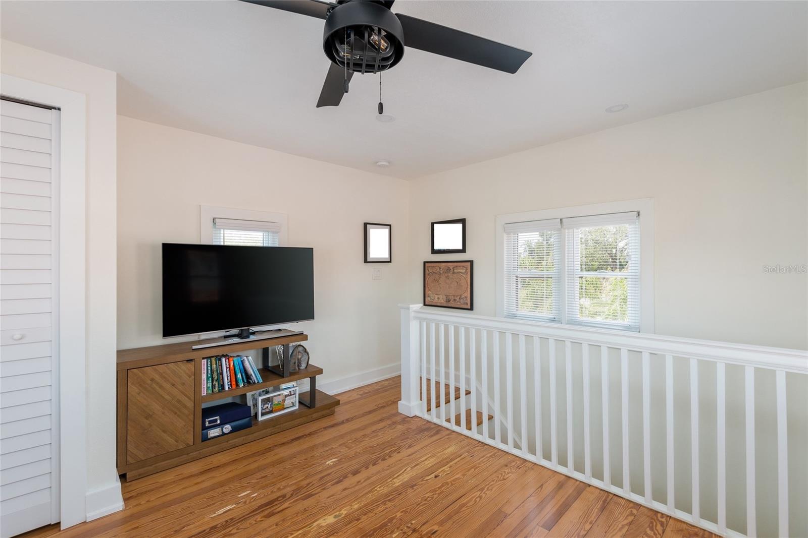 DAVIS ISLANDS PB10 PG52 TO 57 - Residential