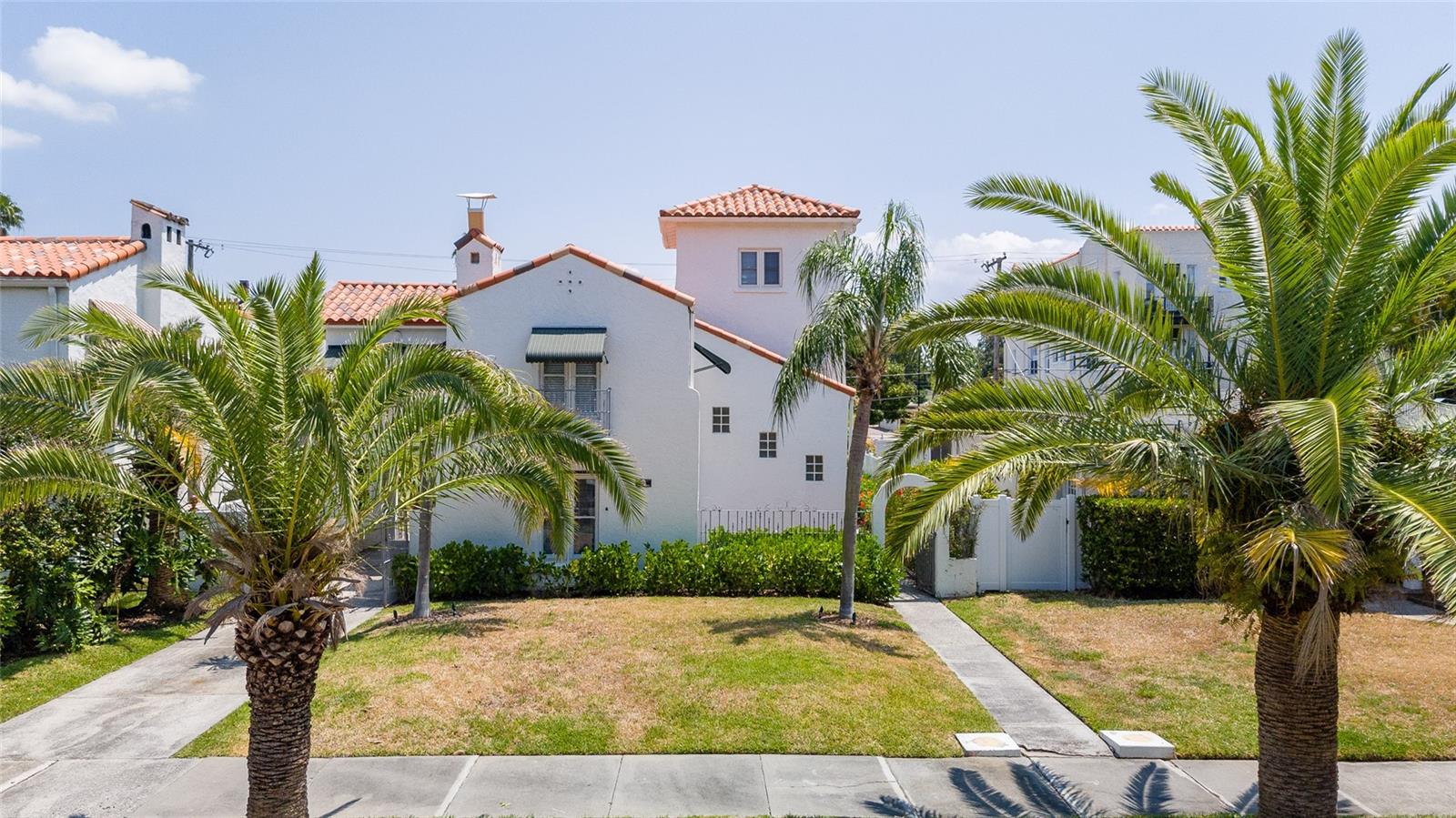 DAVIS ISLANDS PB10 PG52 TO 57 - Residential