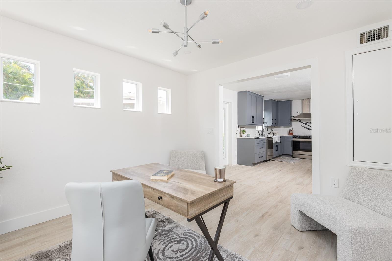 DAVIS ISLANDS PB10 PG52 TO 57 - Residential