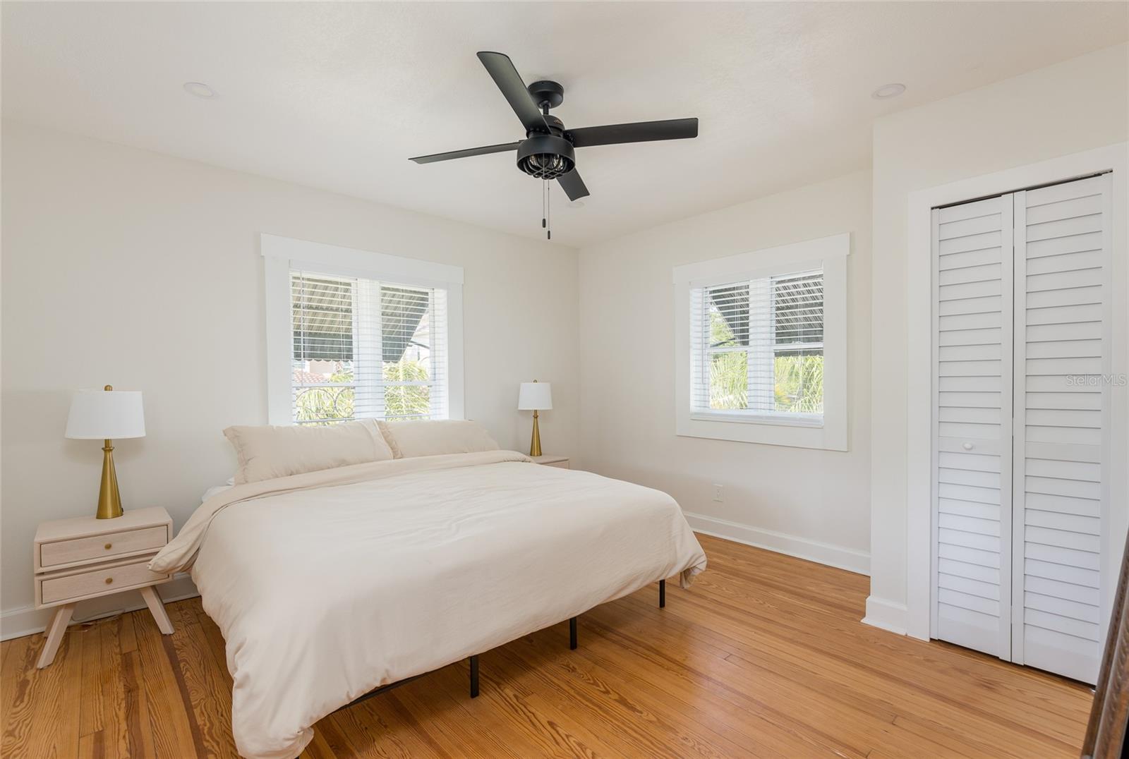 DAVIS ISLANDS PB10 PG52 TO 57 - Residential