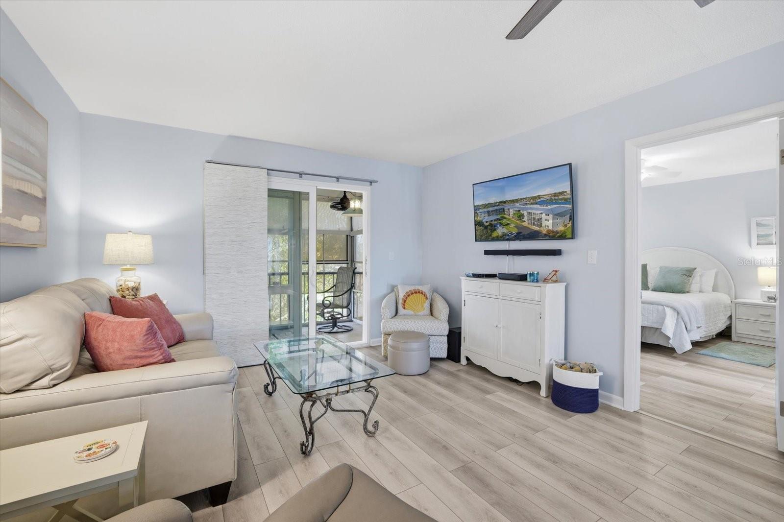 649 TAMIAMI TRAIL S 306