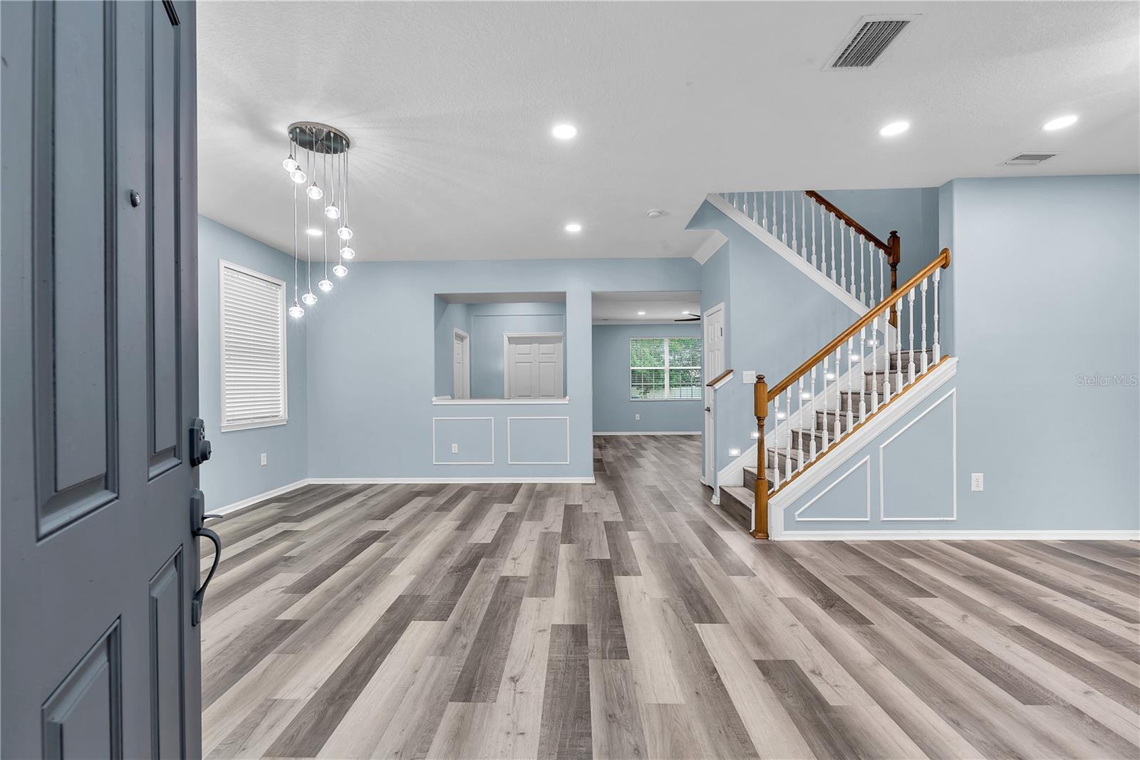 BRUSSELS BOY PH III & IV - Residential