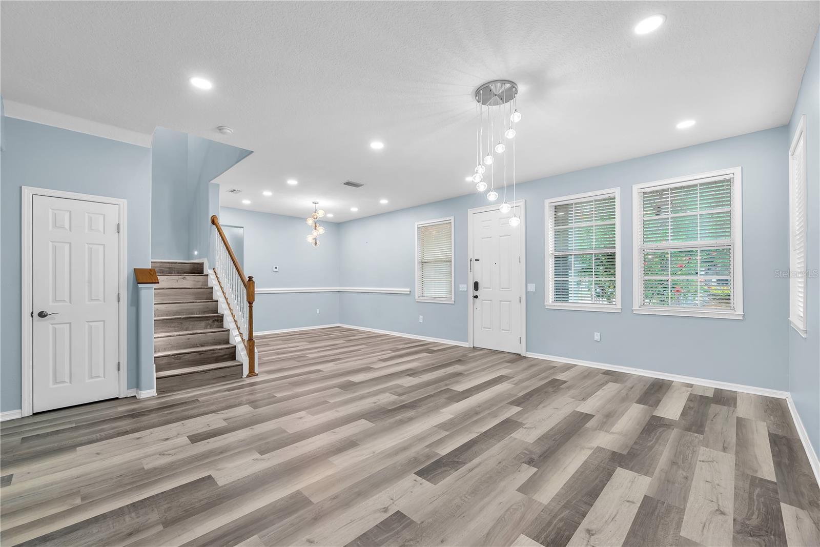 BRUSSELS BOY PH III & IV - Residential