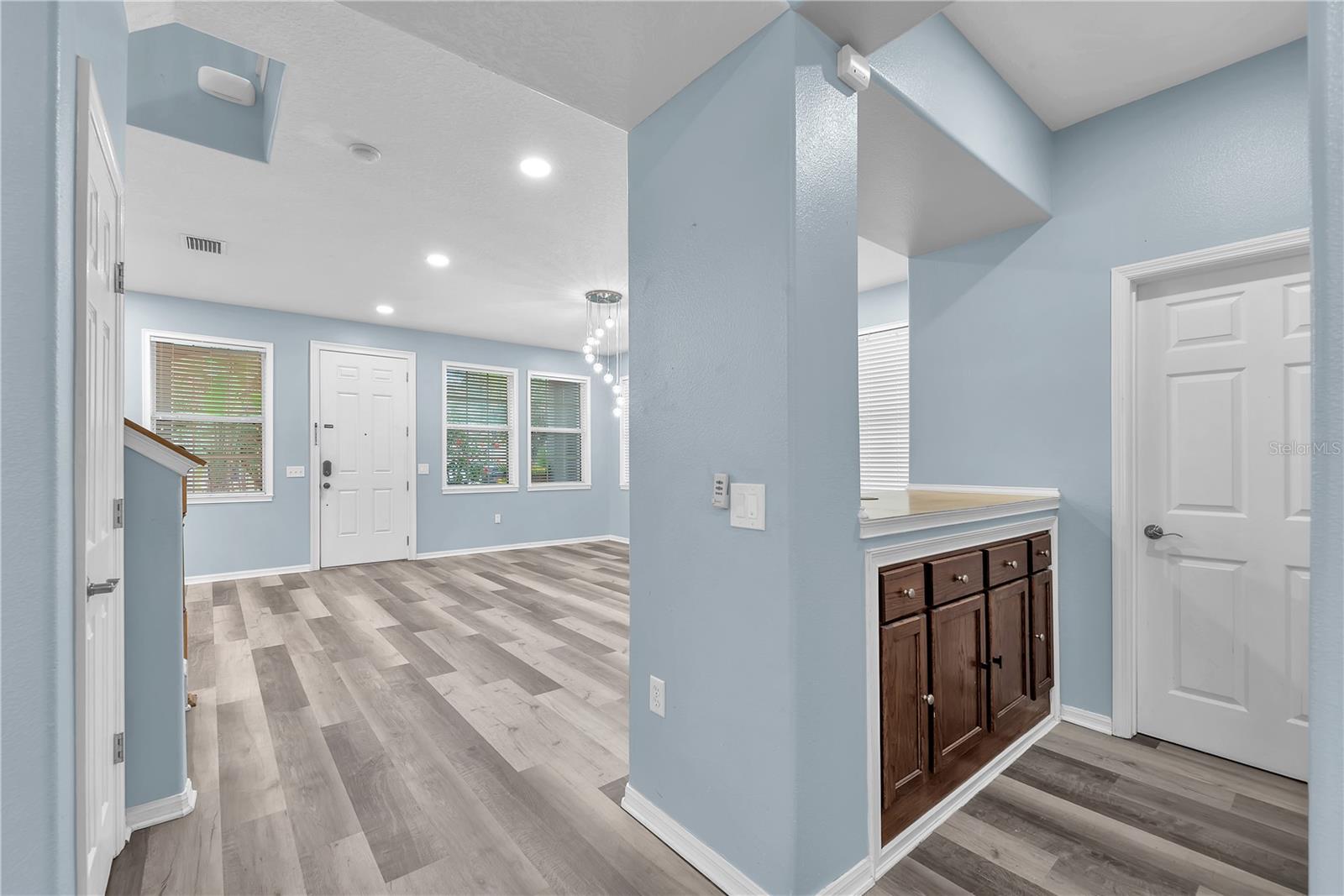 BRUSSELS BOY PH III & IV - Residential