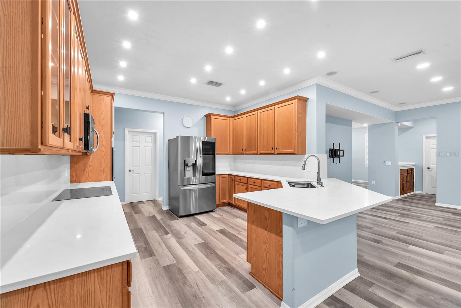 BRUSSELS BOY PH III & IV - Residential