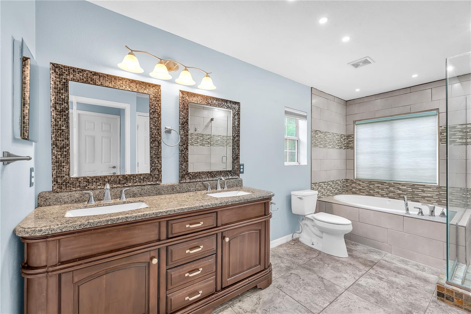 BRUSSELS BOY PH III & IV - Residential