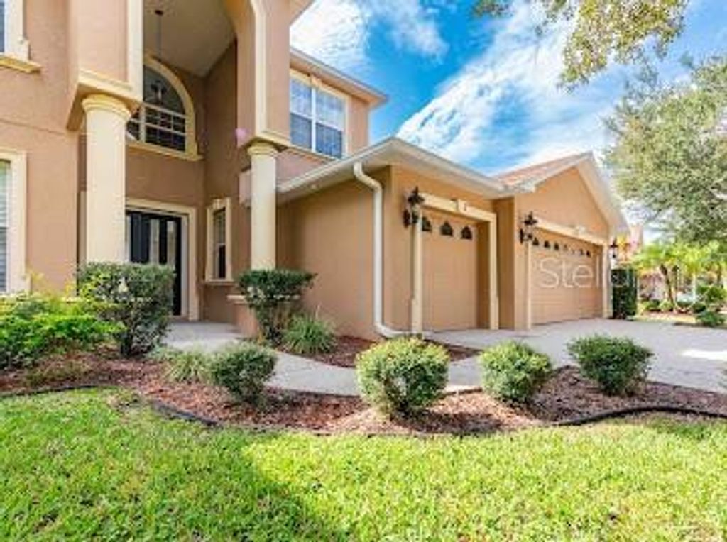 Photo of 4806 E Lake Reserve Boulevard, Saint Cloud, FL 34771 (MLS # S5147160)