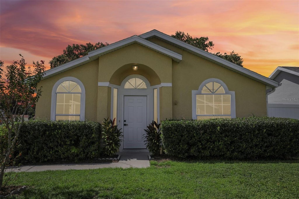 Photo of 414 Horizon Drive, Winter Springs, FL 32708 (MLS # O6443112)
