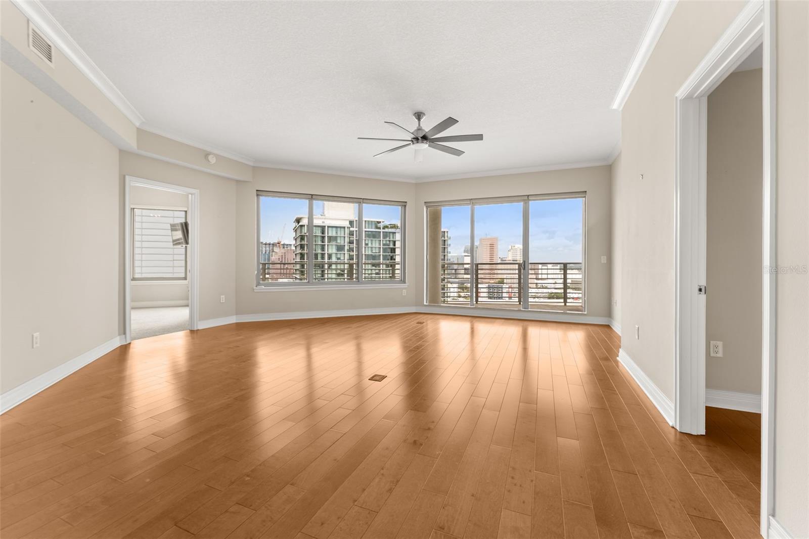 449 S 12TH STREET 2005