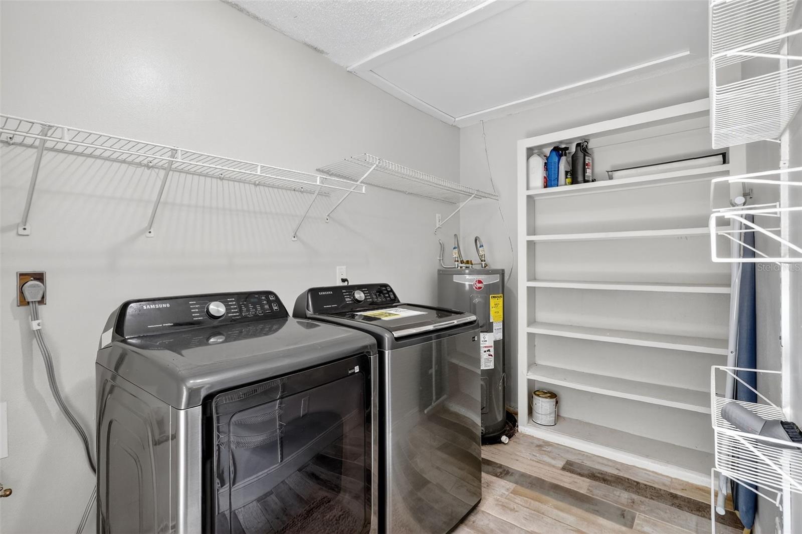 SOUTHPOINTE SHORES - Residential Income