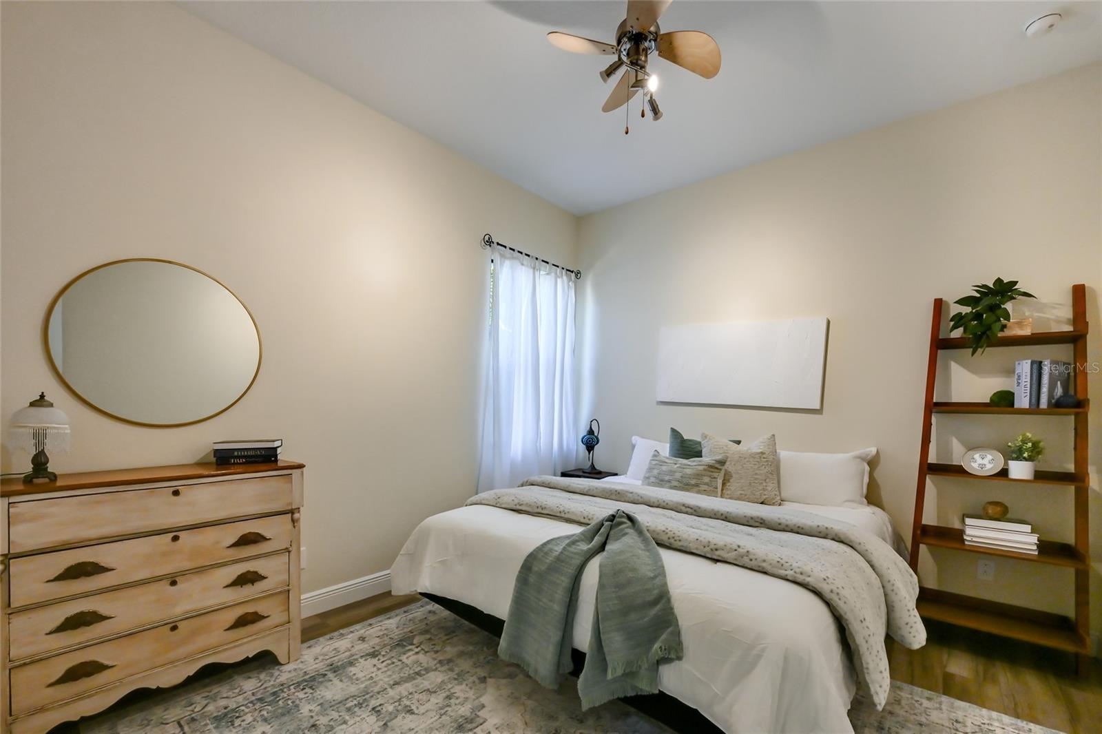 HARBOUR WALK - Residential