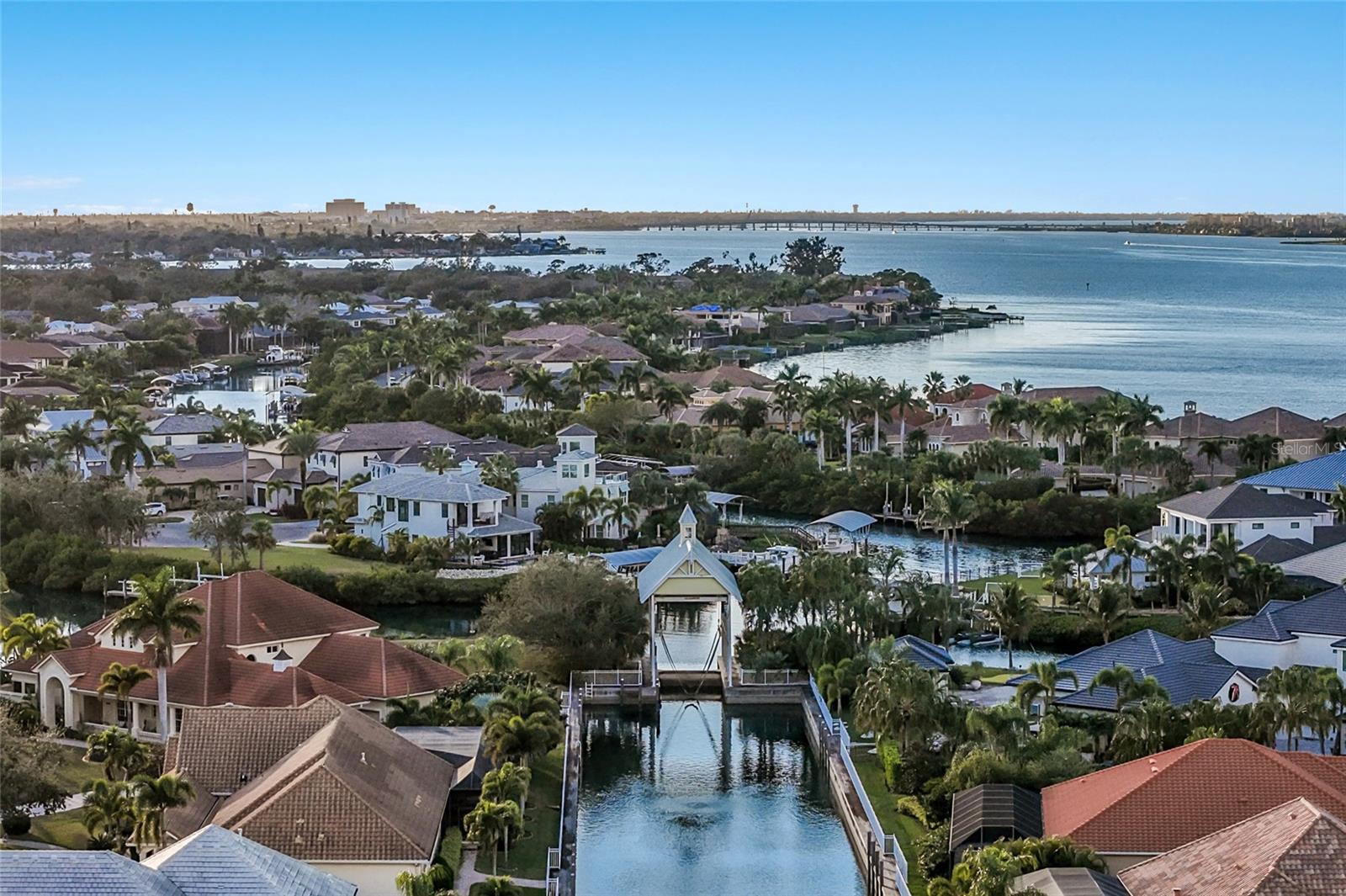 HARBOUR WALK - Residential