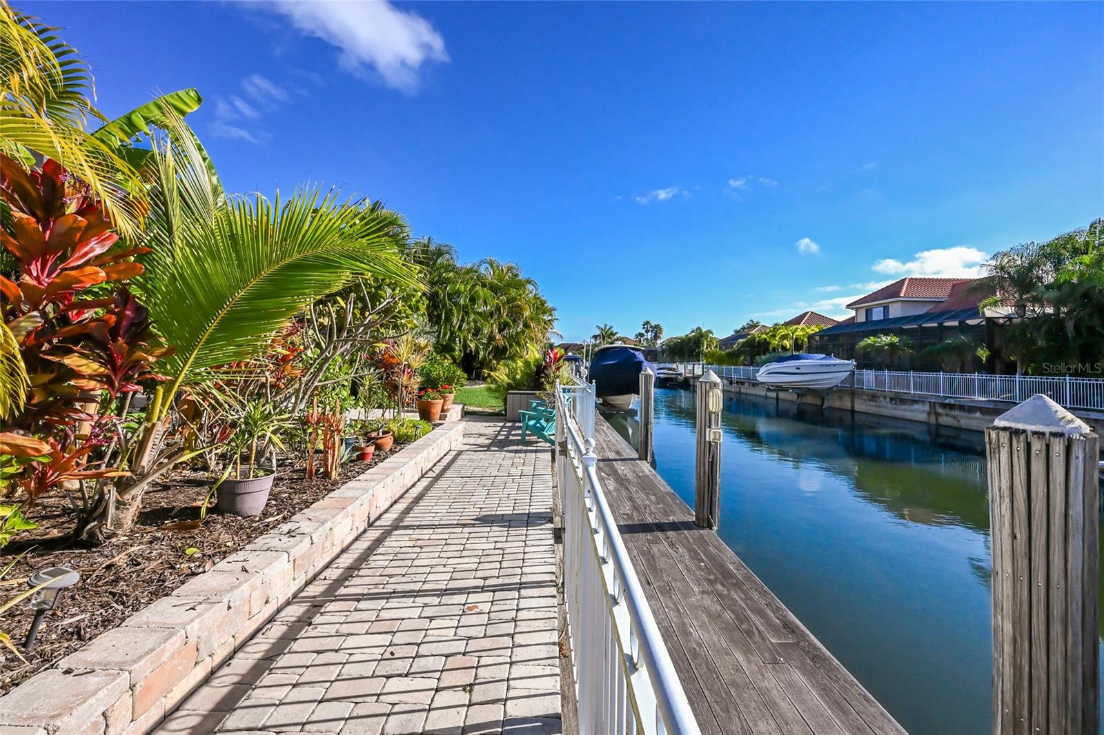 HARBOUR WALK - Residential