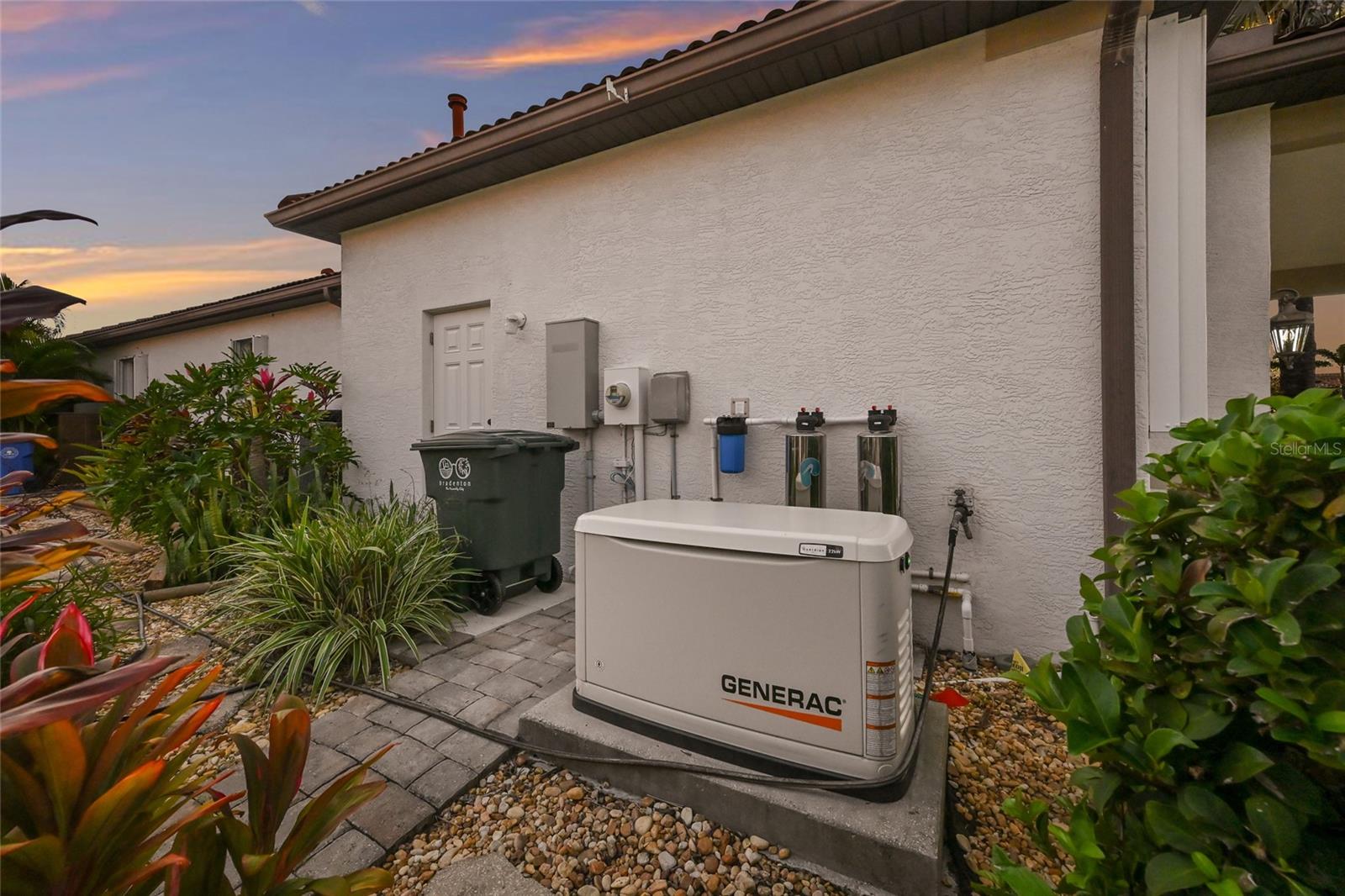 HARBOUR WALK - Residential