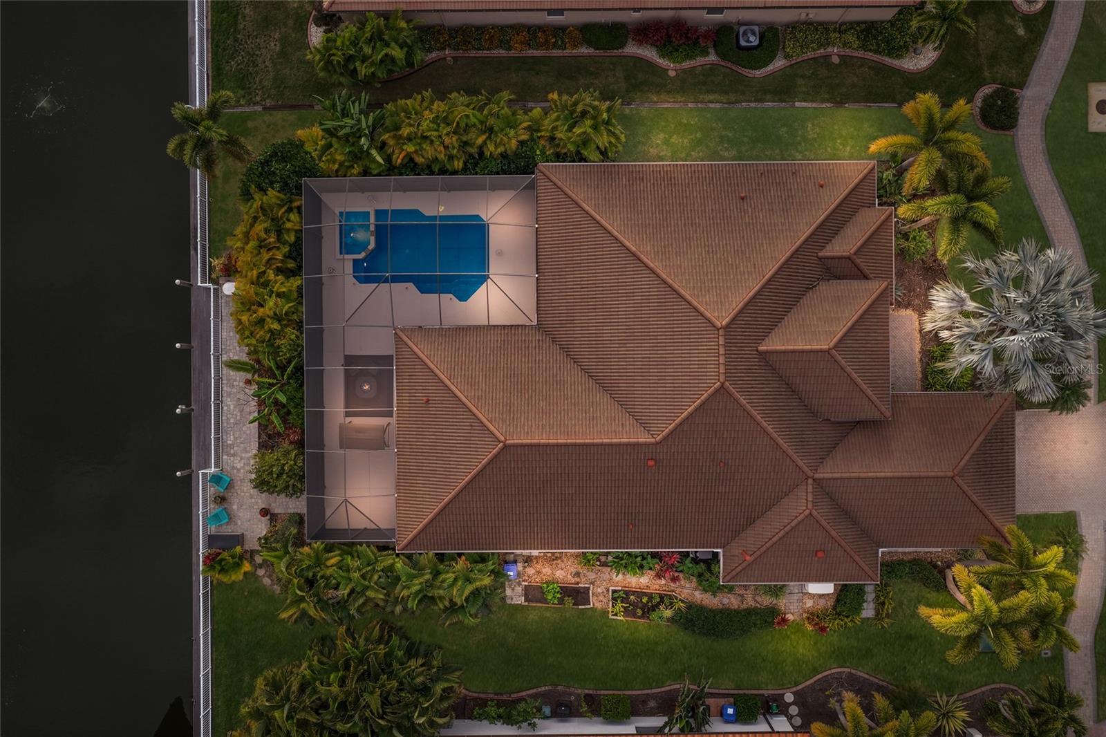 HARBOUR WALK - Residential